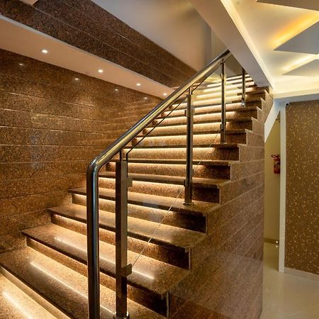 Hotel Empire - Near Mumbai International Airport Exterior foto