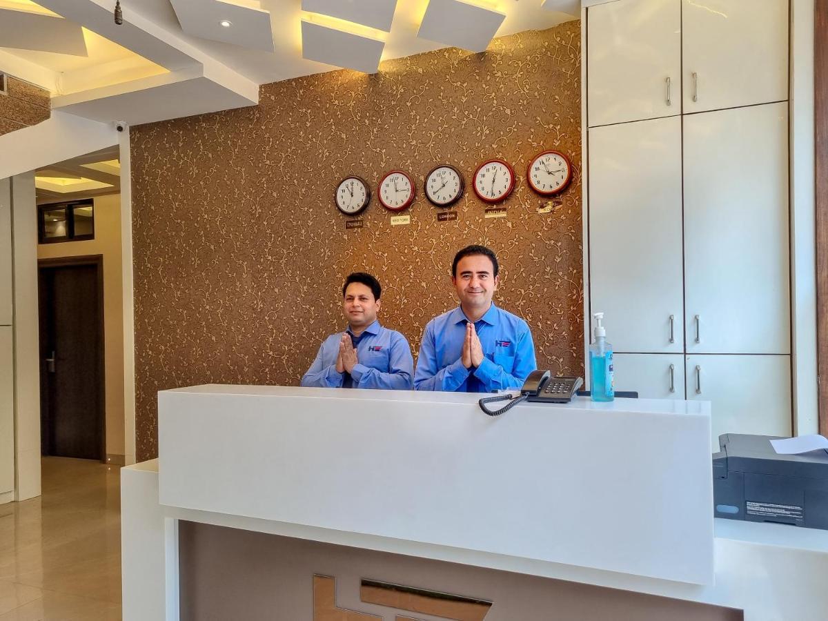 Hotel Empire - Near Mumbai International Airport Exterior foto